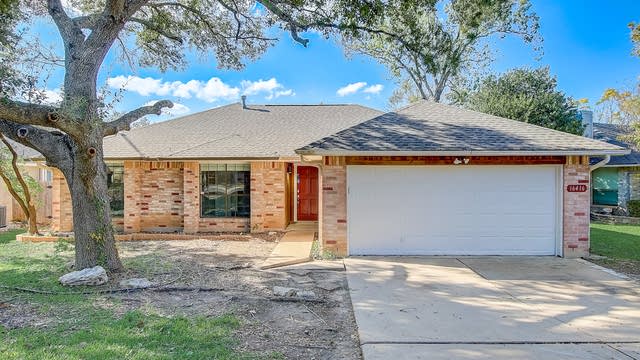 Photo 1 of 30 - 16416 Lone Wolf Dr, Leander, TX 78641