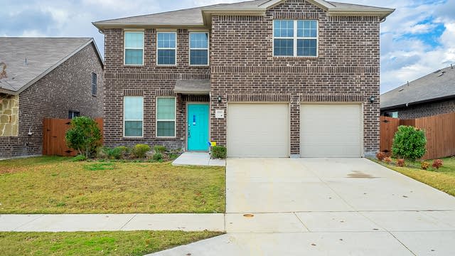 Photo 1 of 28 - 4203 Candleberry Ln, Forney, TX 75126