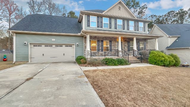 Photo 1 of 25 - 2663 Valley Dr, Clayton, NC 27520