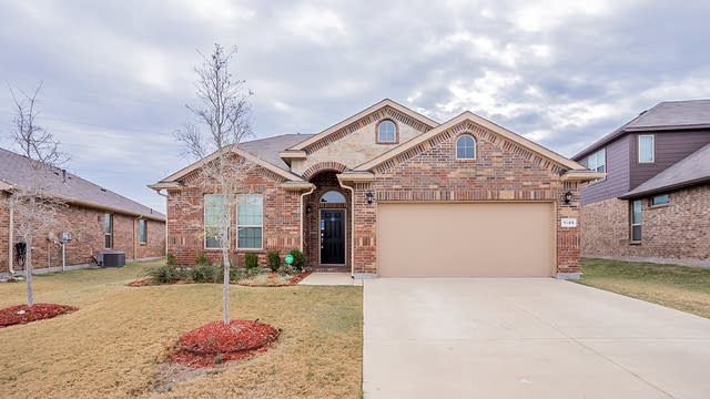 Photo 1 of 28 - 1209 Beestone Dr, Fort Worth, TX 76131